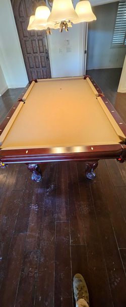 Pool table