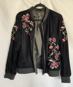 A.N.A. Floral Velour Embroidered Black Bomber Jacket  Zip Size XL Pockets