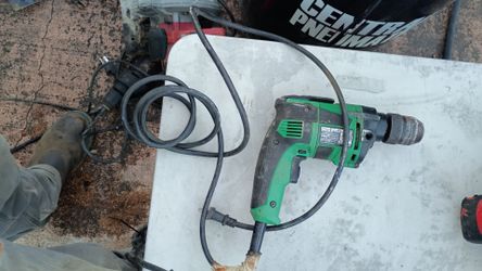 Hitachi D10VH2 3/8-inch Variable Speed Reversible Drill