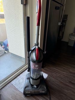 Dirt Devil Endura Max Upright Vacuum