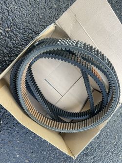 Skidoo Snowmobile Belts For 800. 1 New And 3 Used 