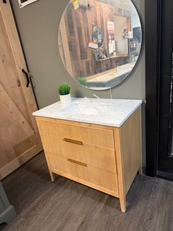 Bathroom vanity 36”