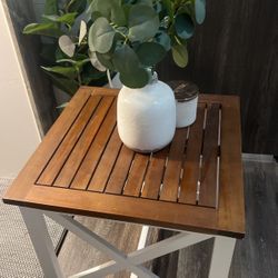 Farmhouse End table 