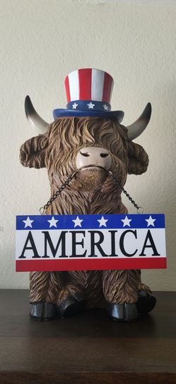 PATRIOTIC HIGHLAND COW VIRAL
