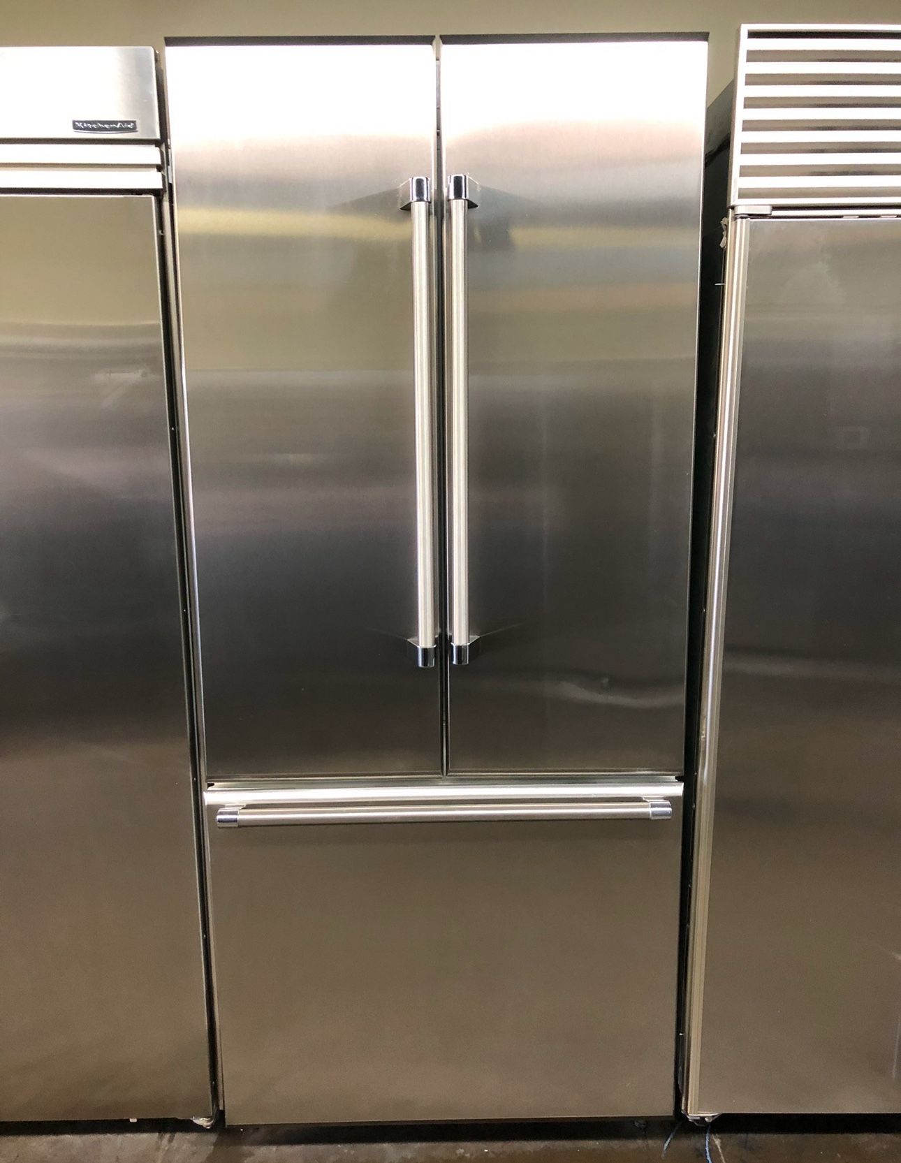 Thermador 36”Wide Built In French Style Stainless Steel Refrigerator 