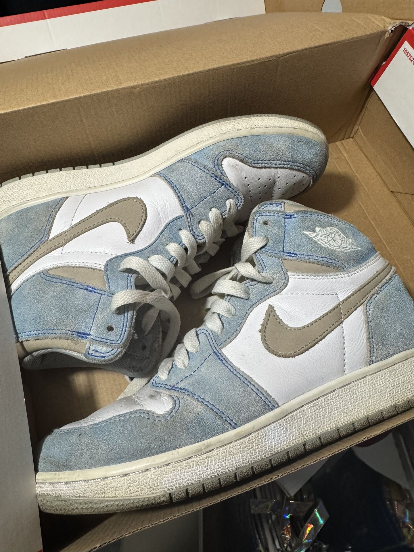 hyper royal og jordan 1s.
