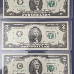 Collectible Coins & Currency 3- Two Dollar Bills 