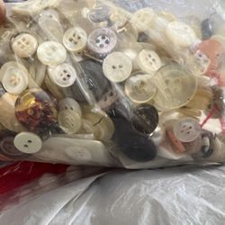 Buttons In A Bag With Hooks Eyes & Loopes Sets