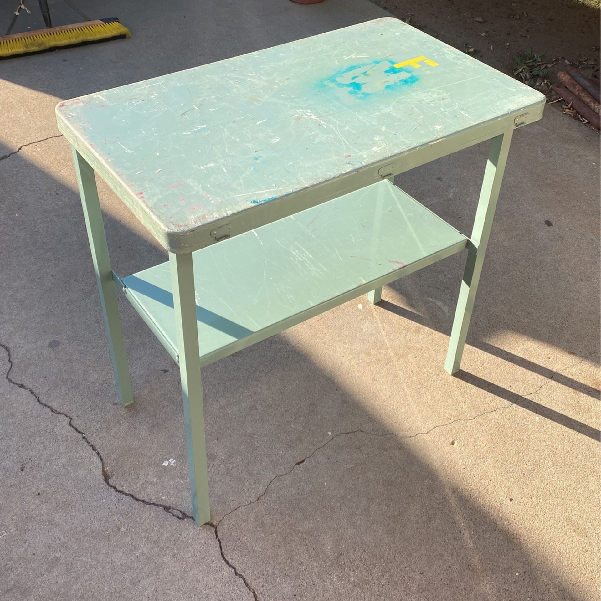 Vintage little aluminum collapsible tables. Great for camping or art projects
