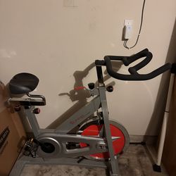 Sunny Health And Fitness Exercise Bike Like New