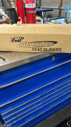 Tmi pro series seat, sliders