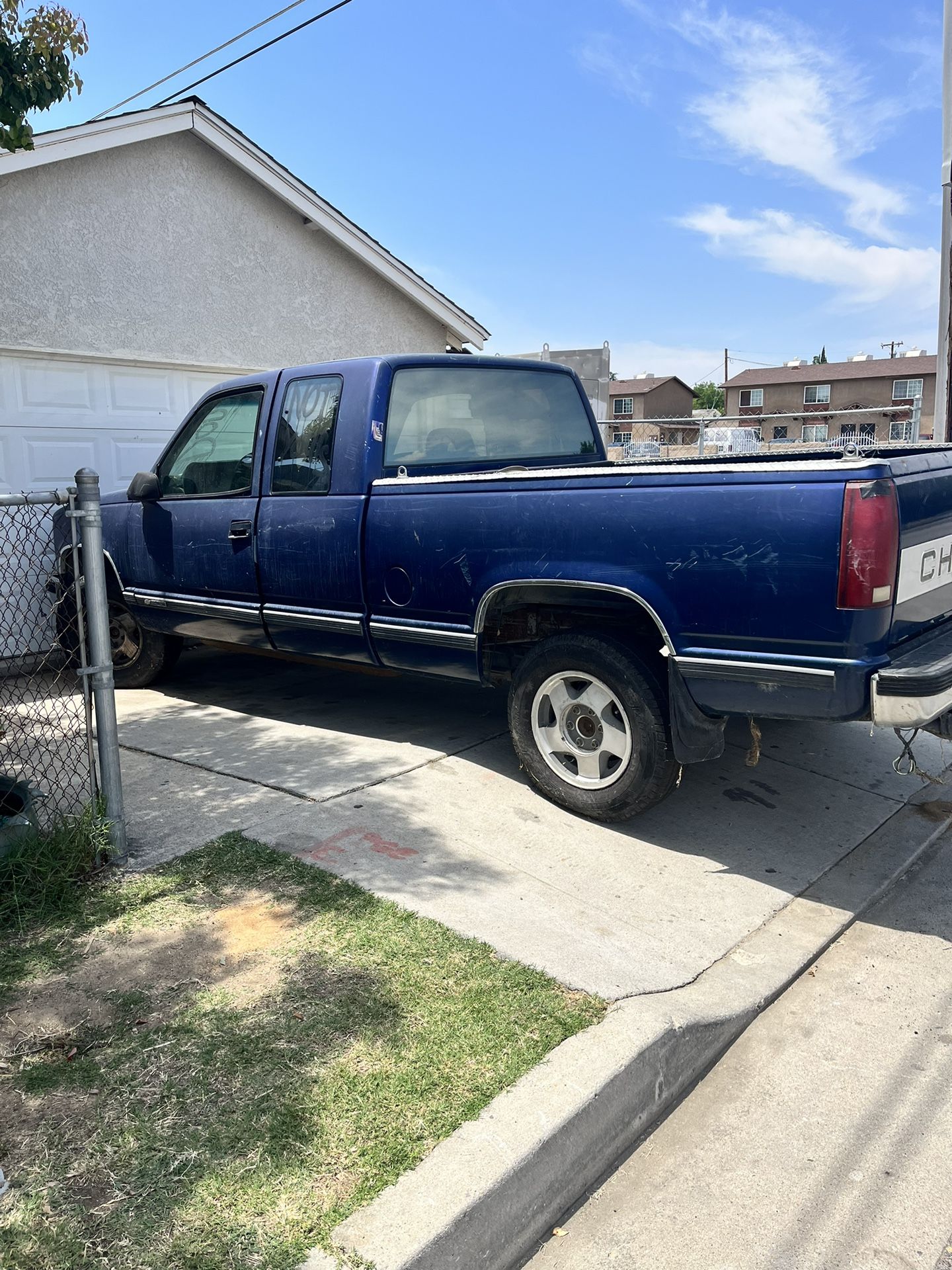 95 Chevy 1500 for Sale in Bakersfield, CA OfferUp