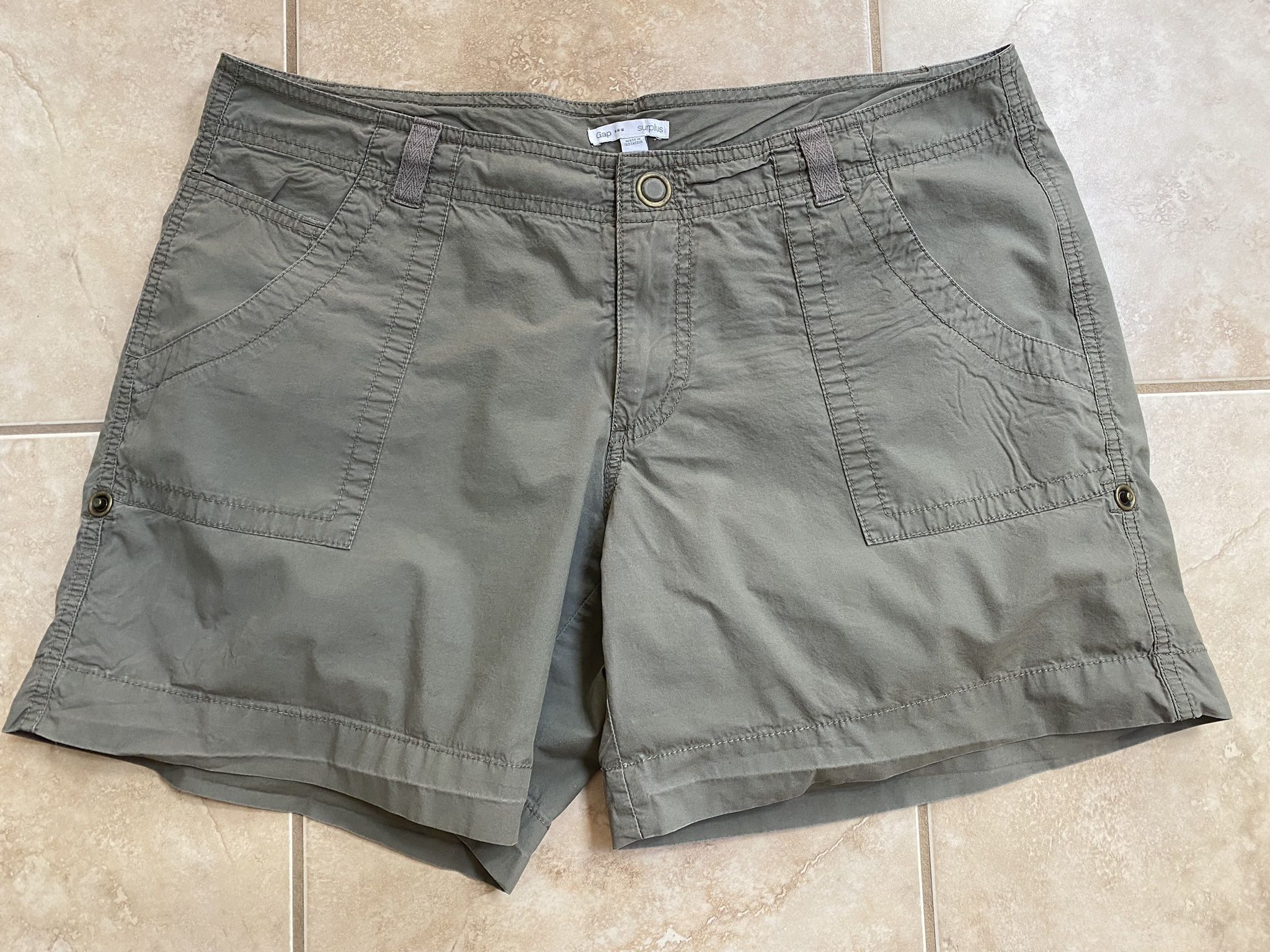Women’s Utility Shorts (12)