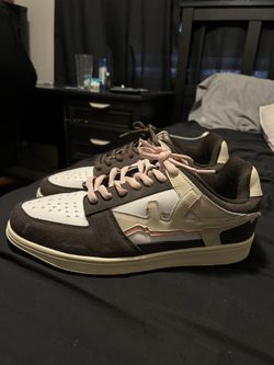 Lost Boys Archive Size 13