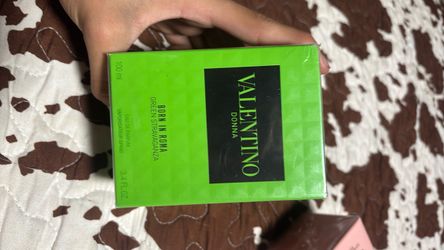 Valentino Donna Born in Roma Green Stravaganza EDP