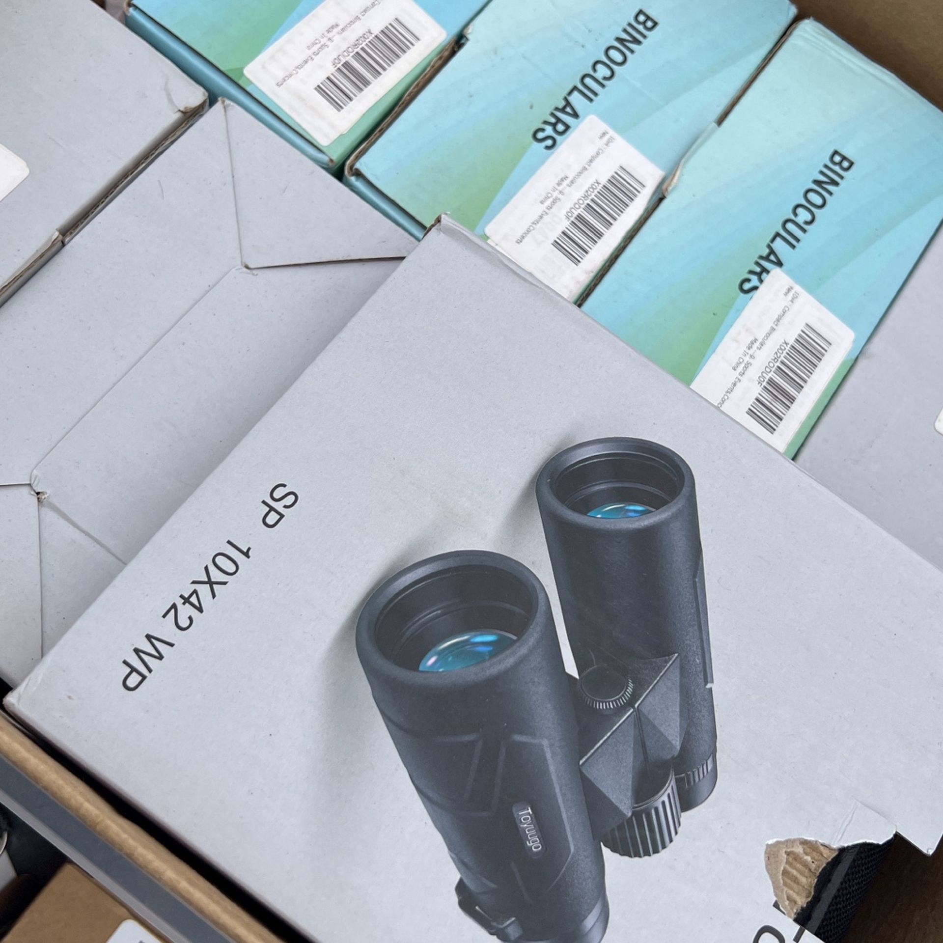 Brand New Compact Binoculars For Sports Events And Concerts