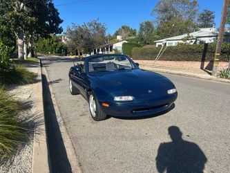 1995 Mazda MX-5 Miata Convertible