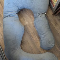 Pregnancy Pillow