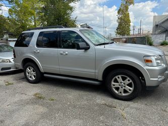 2010 Ford Explorer
