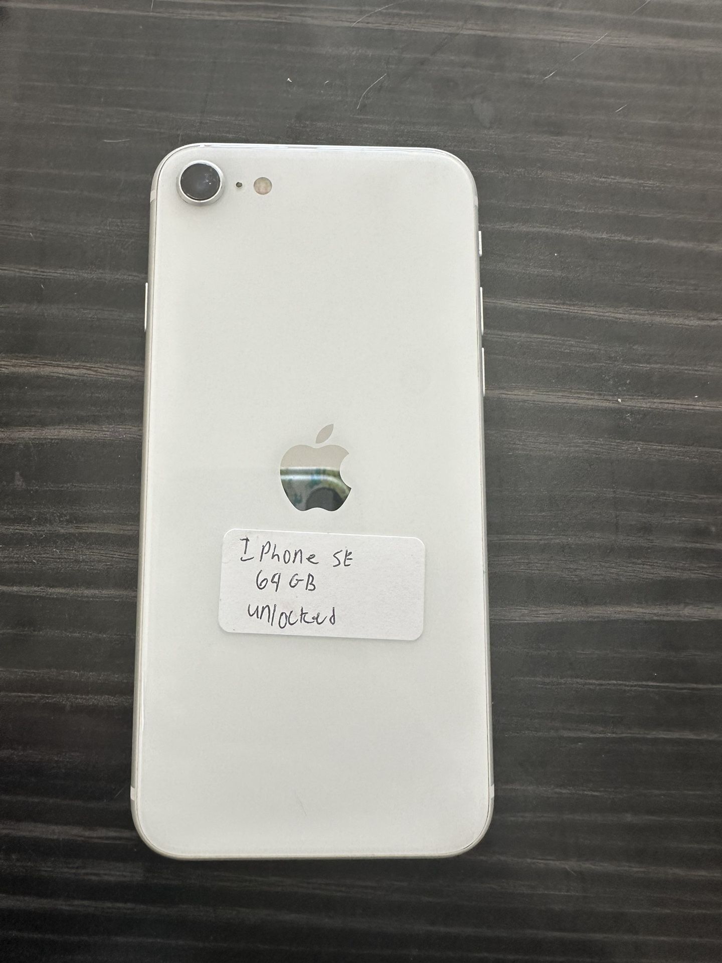 iPhone SE