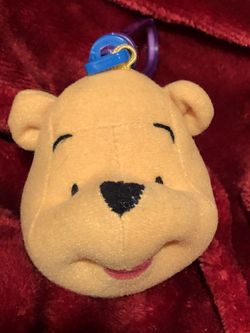 Adorable vintage 1999 Disney Winnie the Pooh plush keychain could also clip this to a purse, workout bag, diaper bag, etc. very cute!