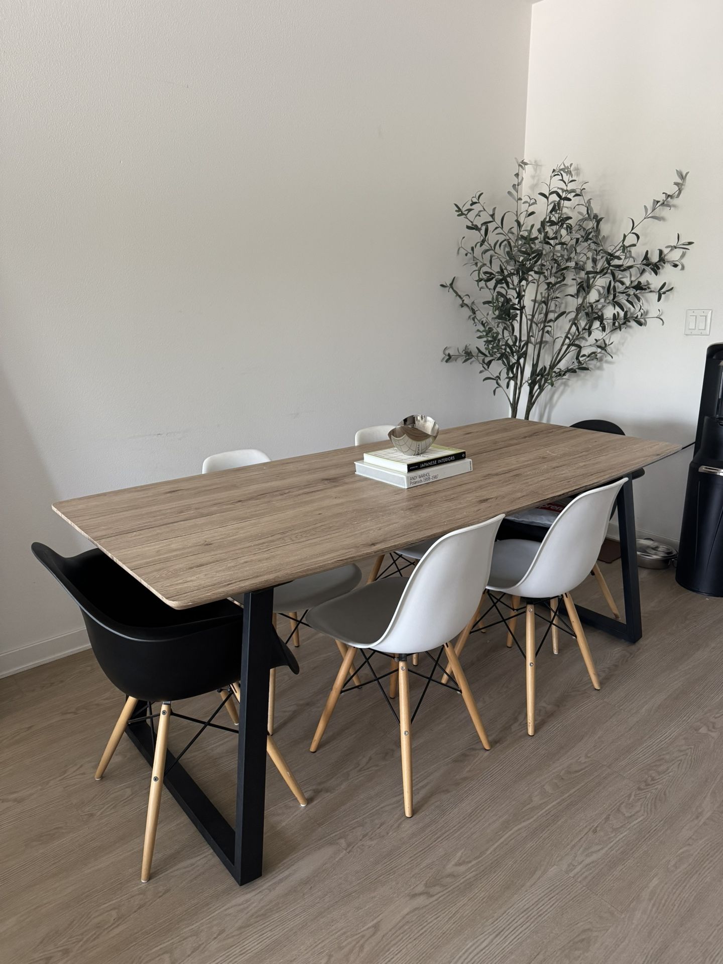Wood Dinning Table 