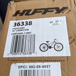 Huffy 26-Inch Incline Women's Mountain Bike by Huffy