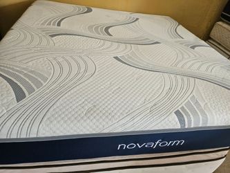 Novaform King Mattress Gel Memory Foam 🌙