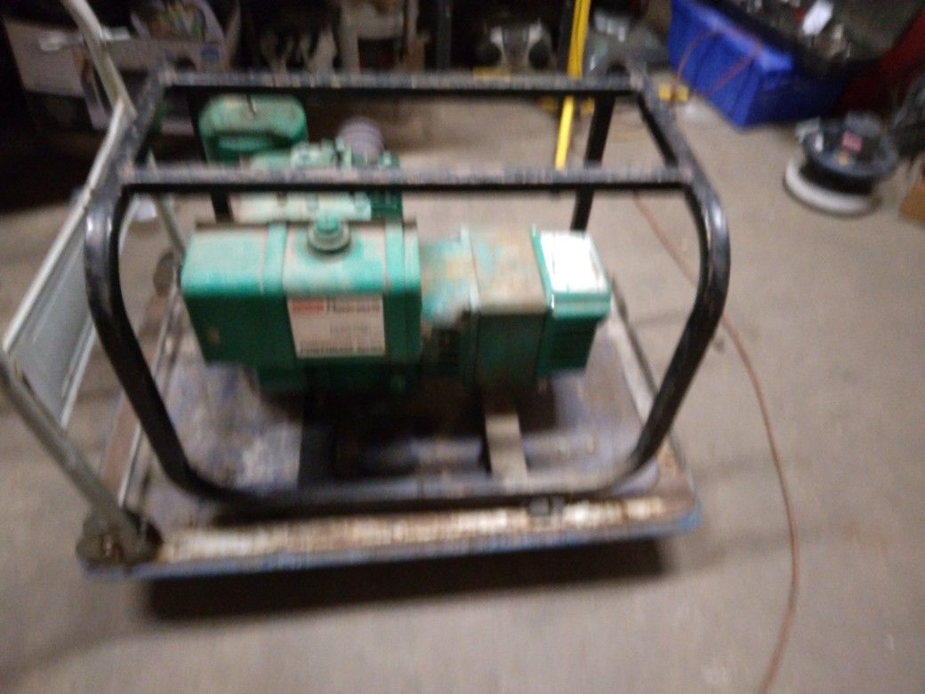 COLEMAN POWERMATE ELECTRIC GENERATOR