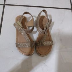 Girl shoes
