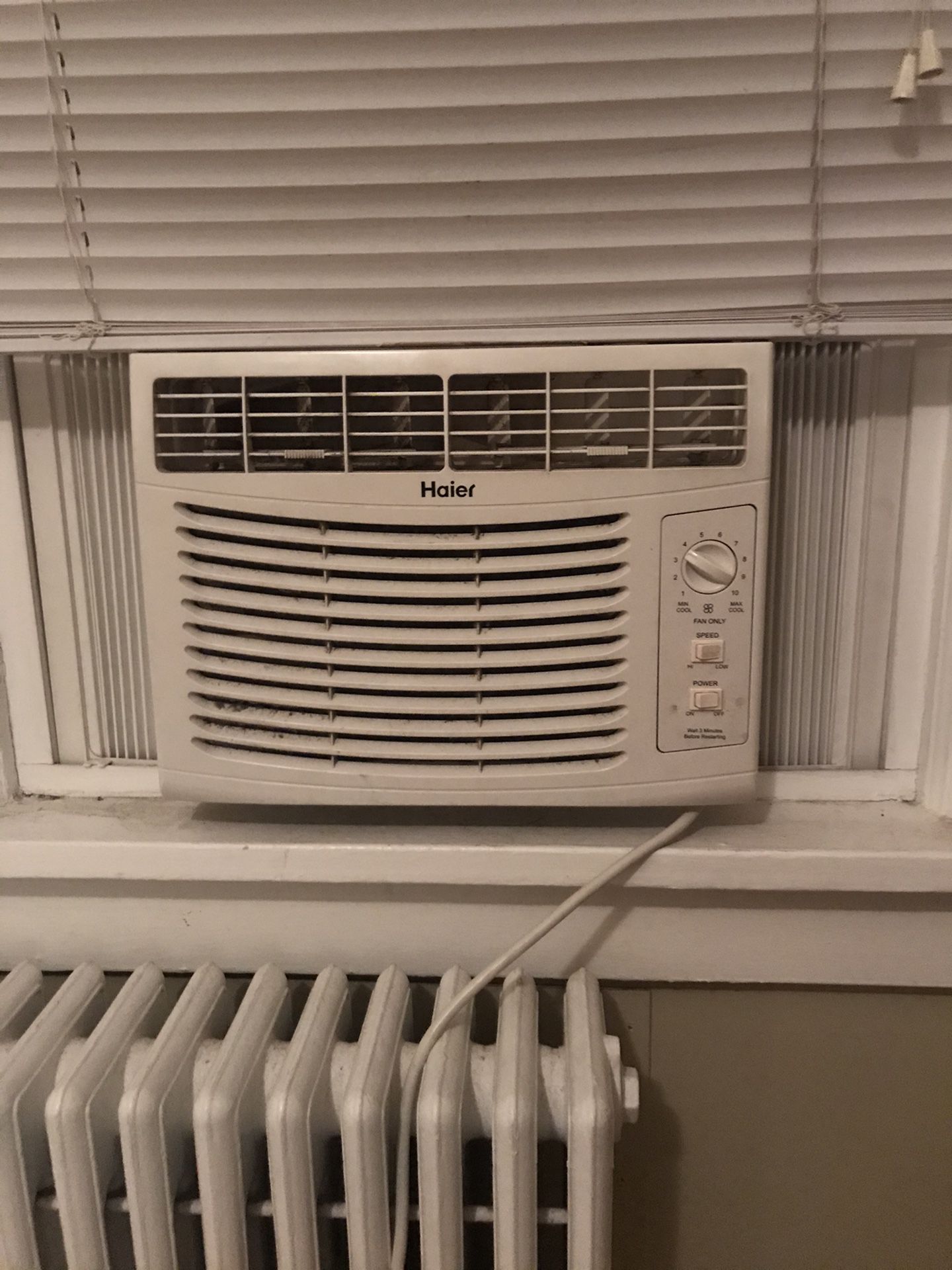AC Unit. Completely functional