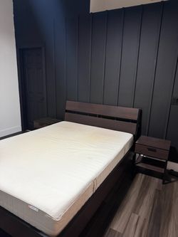 Queen bed with mattress and 2 nightstand