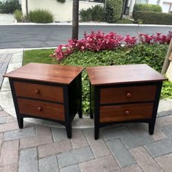 Ethan Allen -Set of 2 Wooden Nightstands