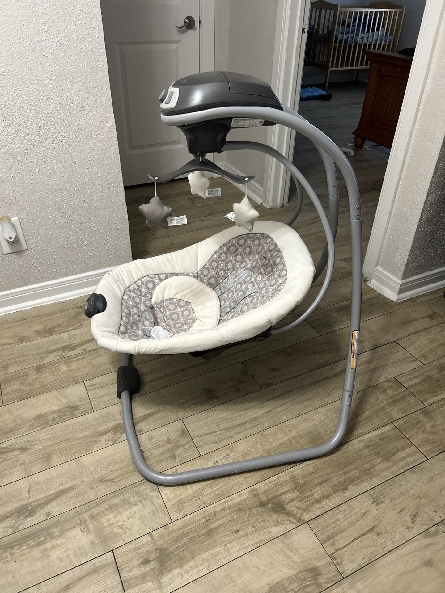 Graco Swing. for Sale in Houston, TX OfferUp