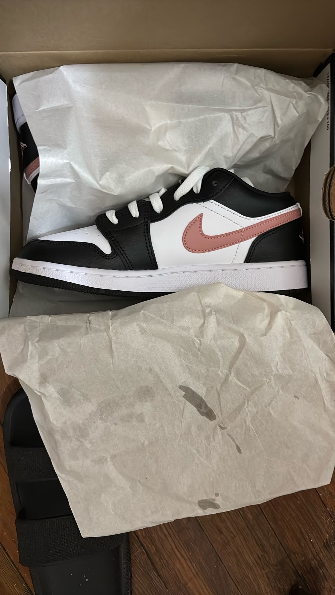 Jorden 1s Low Sneakers