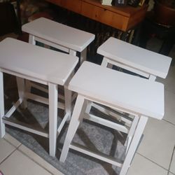 4 SOLID WOOD WHITE BARSTOOLS PAID 89 EACH SELL ALL4 ONLY 60 FIRM