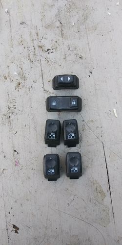 00-06 window switch button