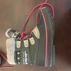 Snow Boots Size 1