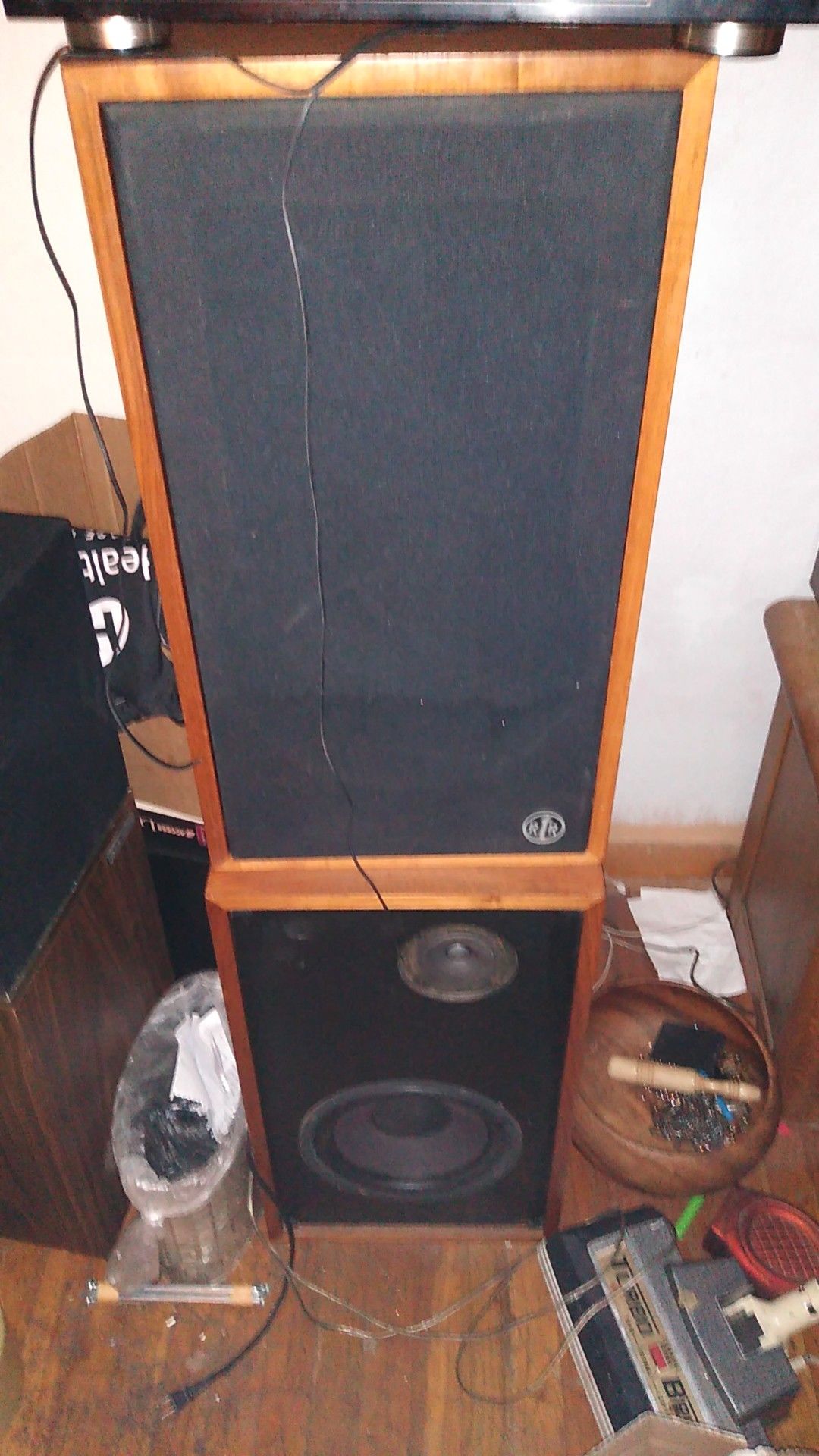 Vintage RTR exp 10 speakers .SOUND INCREDIBLE
