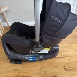 Nuna Pipa Lite Infant Car Seat
