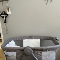 Evenflo Baby Bassinet 