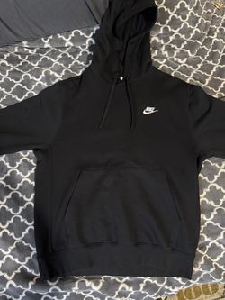 Nike Sportswear Club Fleece Pullover Hoodie, Black/White,Size: Medium