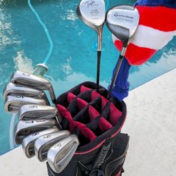 Golf Clubs Golf Club Bag Titleist 990 Iron Set TaylorMade Driver 14 Divider ZEVO CART Golf Bag