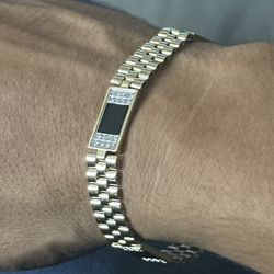 14K Gold Diamond Bracelet 