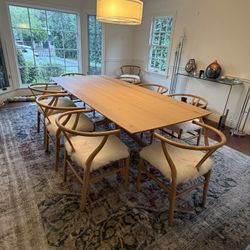 Stunning Mikado designer oak dining table AND 10 wishbone chairs - All purchased from HD Buttercup