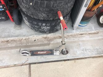 Razor scooter