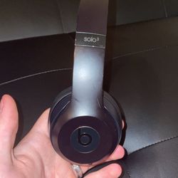 Beats Solo 3 