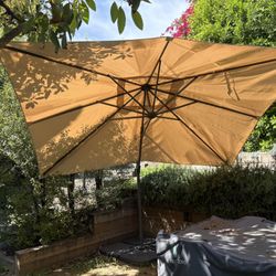 Cantilever Umbrella With Base