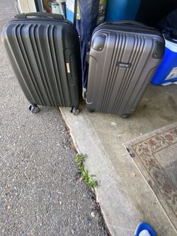 Hard shell carry on luggage’s