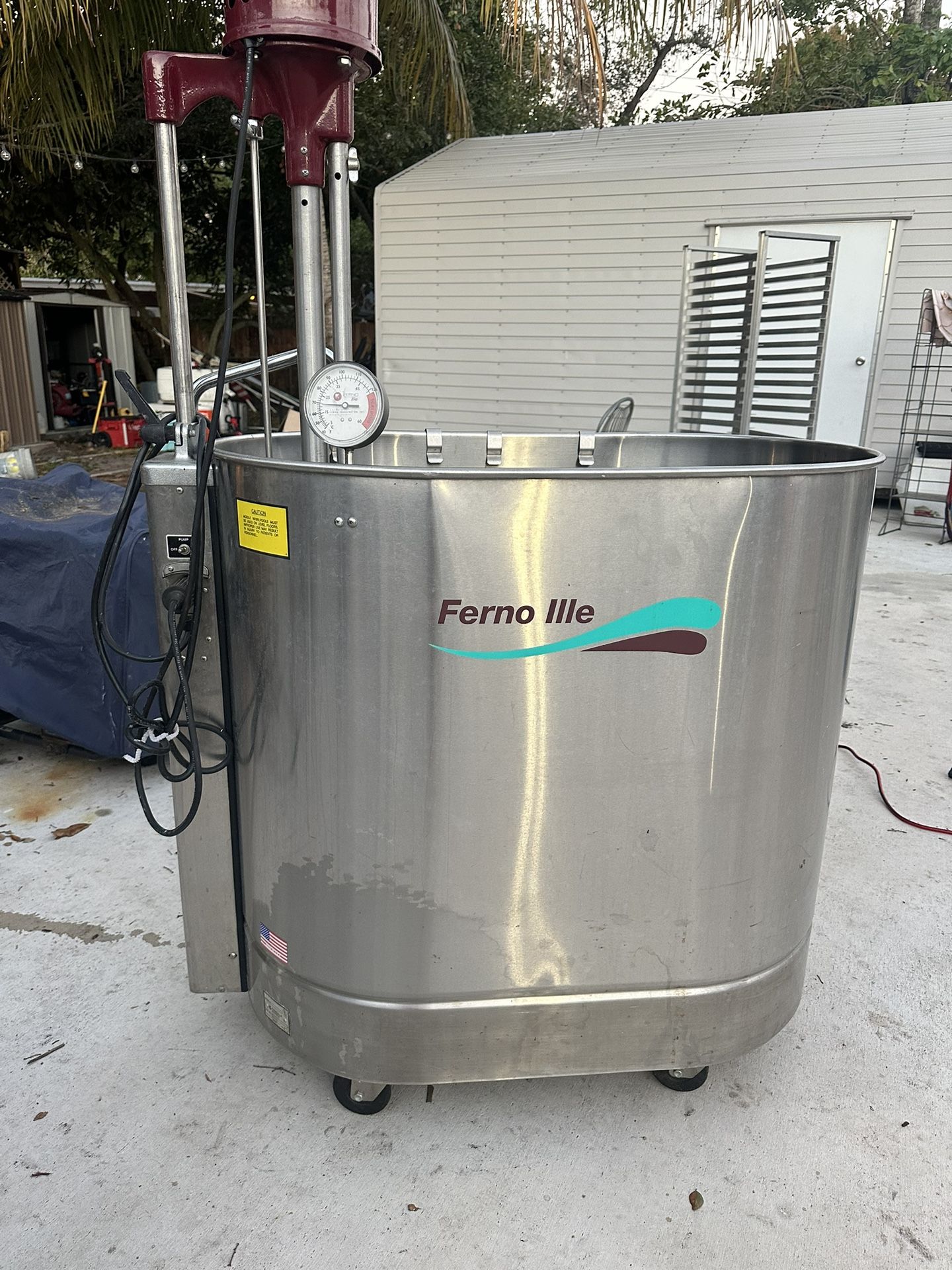 Ferno Ille Hydrotherapy Ice Bath Tub 72 Gallon 